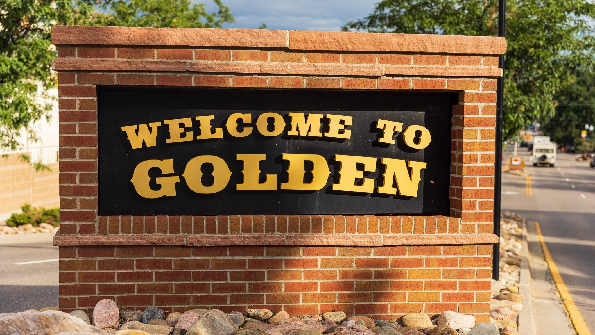Welcome to Golden sign in Golden, Colorado